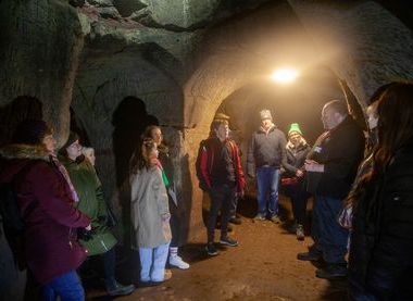 dungeon tour